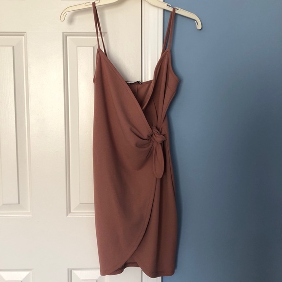 Fashion Nova Liliana Wrap Dress in Mauve - Picture 4 of 4